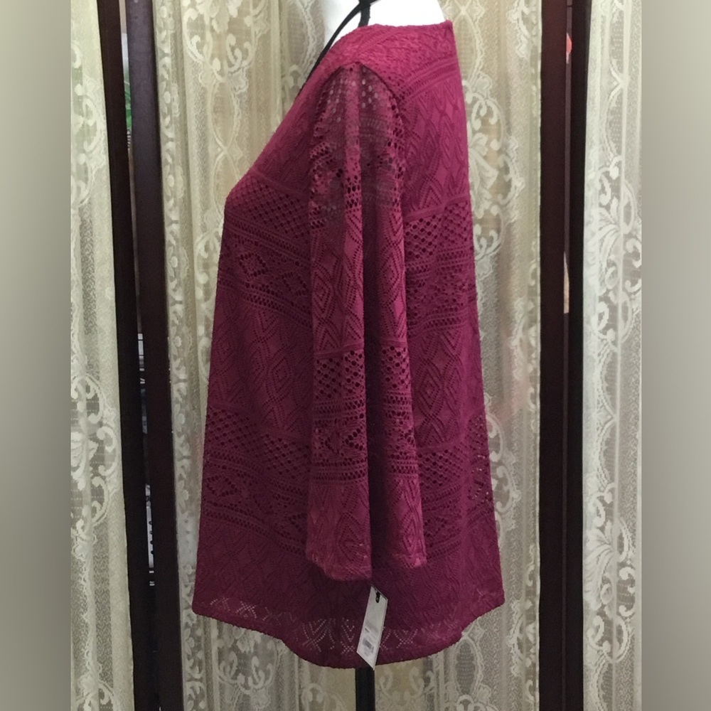 ✨️NWT✨️DANA BUCHMAN Elegant Burgundy Lace Women's Top SZ MD - Picture 3 of 8